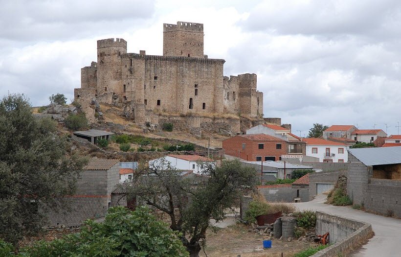 Castillo de Monroy, Spain